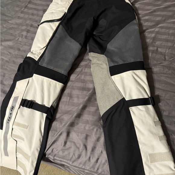Men's Black and Gray Riding Pants - Picture 2 of 3